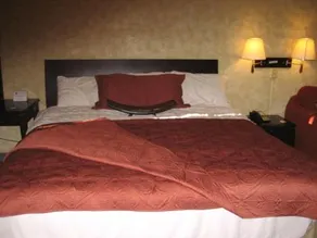 The Garden Villas Hotel - Image 3