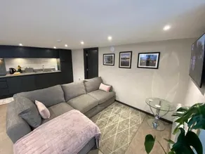 The Mews Apartment - Image 3