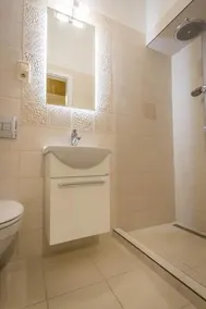 Fashion Street Apartments - Image 2