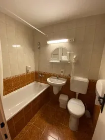 Hotel Jonathan - Image 5