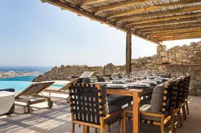 The Crown Estate in Psarou by Divine Property SA - Image 2