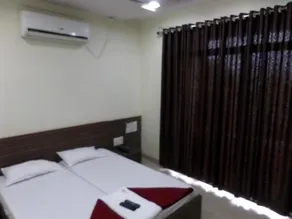 Hotel Neha Palace - Image 3