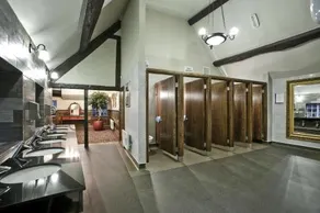 The Castle Hotel Wetherspoon - Image 2
