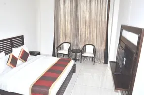 Hotel Shivanand Palace - Image 2