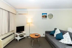 Experience the Best of Inner City Living - Image 2