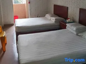 Longchang Hotel - Image 5