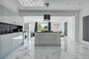 Aryas Homes Oxford Headington - Image 2