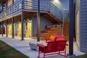 Hostel 512 - Image 5