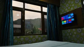 Hotel Indra - Image 2