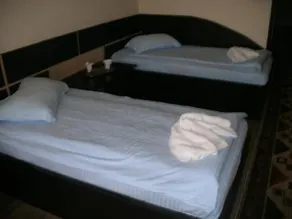 Hotel Central - Image 5