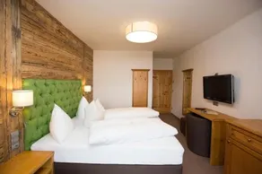 Hotel Gasthof Weissensee - Image 4