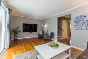 Kashy Homes - Charming Single Home Near Downtown - Image 2
