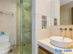 Sanya Binhai Holiday Villa - Image 4