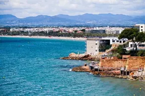 Itziar Planet Costa Dorada - Image 4
