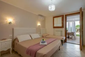 Casa Nostra - Image 2