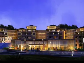 Double Bay Hotel Qingdao - Image 2