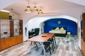 Design Loft - Image 2