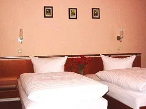 Hotel Pension Arta - Image 2