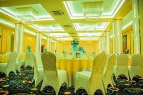 Aurora Banquet and Hotel - Image 4
