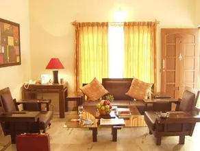 D-Habitat Suites, Rooms n Apartments - Image 2