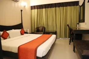 HOTEL ORANGE 35 - Image 3