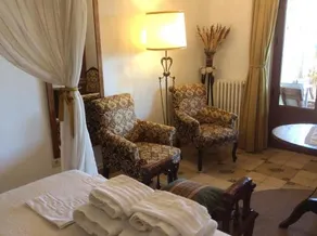 Pedraza Suite - Image 3