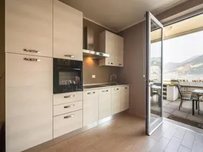 Luxurious Apartment in Marone Overlooking Lake Iseo - Image 2