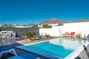 Villa Lemes by Villa Plus - Image 3