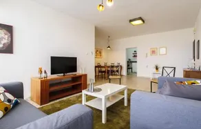Kfar Saba Center Apartment - Image 3