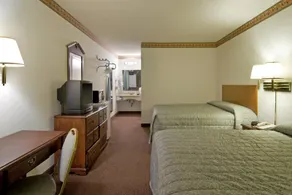 Americas Best Value Inn Jonesboro - Image 3