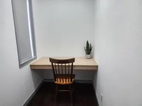 New Modern Stylish Home near the airport - Image 3