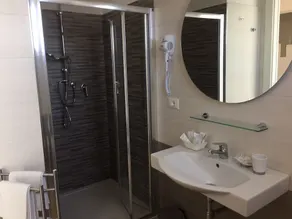 Hotel Letizia - Image 3