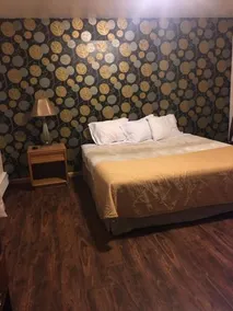 Seeker Motel - Image 3