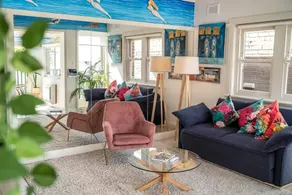 Harbourside Pad With Waterfront Views - Image 5