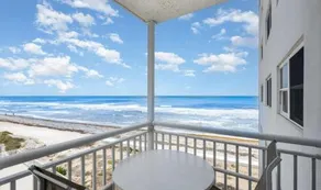 Space Coast Retreat - Image 4
