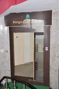 Hotel Kings Gateway - Image 3