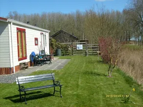 Tidy chalet with a microwave, near the Wadden Sea - Image 2