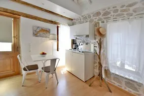 Lela's House - Image 2