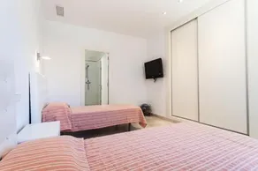 VILLA MAL PAS - Image 2