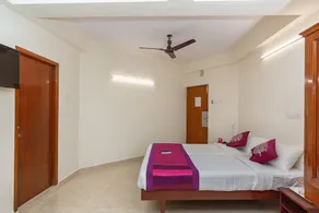 Flagship Kishore Inn By OYO Rooms - Image 3