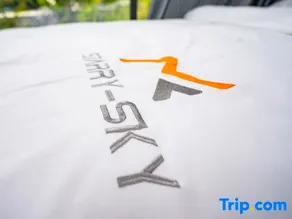 Suqian Luoma lake Mu Chen space capsule holiday camp - Image 4