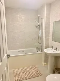 Kay's Place - Modern 3 Bed - Image 3