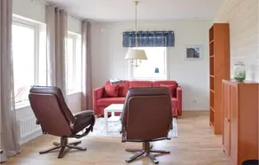 Cozy Home In Mlilla With Wifi - Image 5