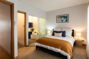 Promenade Executive Apartments - Image 3