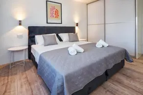Split Serenity Suite with Sea View Balcony - Image 4