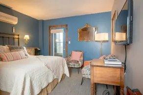 Inn at Cedar Crossing - Image 5