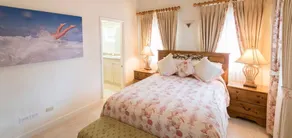 Villa Sandalwood House - Image 2