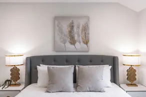 StayAU 4BR Modern Townhouse Asquith - Image 4