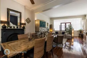 3 Bedroom House With Large Courtyard & City Views - Image 2