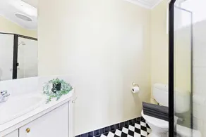 A Comfy & Cozy Apt in Clifton Hill, Free Parking - Image 4